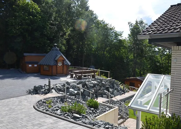 Landhaeuser Bergwiese